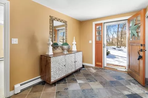 6 Blackberry Ln, Hingham, MA 02043 photo 3