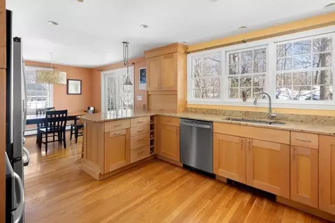 6 Blackberry Ln, Hingham, MA 02043 photo 12