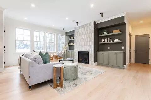 15 High St, Needham, MA 02494 photo 2