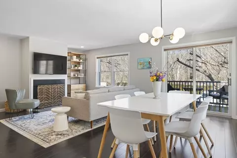 83 Staniford St #7, Auburndale, MA 02466