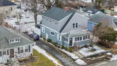 36 Sherwood Rd, Weymouth, MA 02191