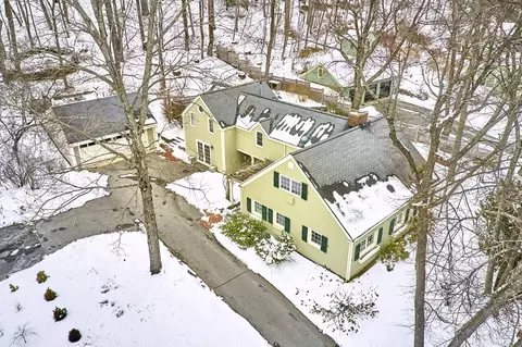 229 Lexington Rd, Concord, MA 01742