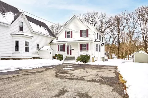 26-28 2nd St #28, Chelmsford, MA 01824