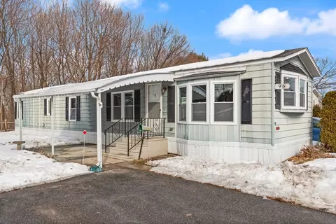 239 Ayer Rd #96, Littleton, MA 01460