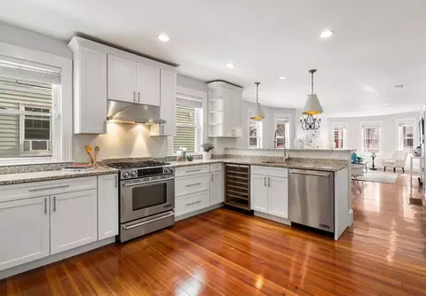 17 Copley St #1, Cambridge, MA 02138