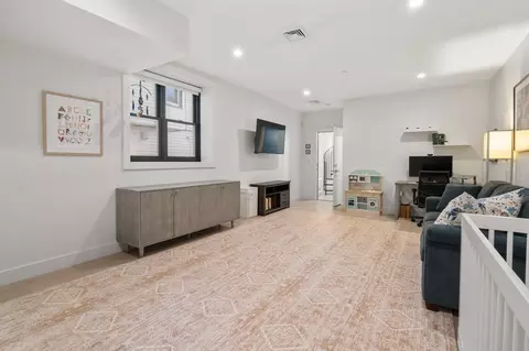 Other - 586 E 3rd St #1, Boston, MA 02127 photo 3 of 3