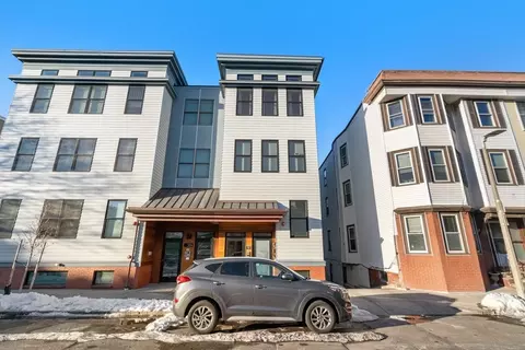 Exterior - 586 E 3rd St #1, Boston, MA 02127 photo 5 of 5