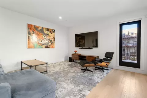 Living - 586 E 3rd St #1, Boston, MA 02127 photo 1 of 2