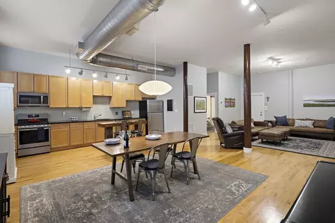 144 Moody St #BLDG 15, Waltham, MA 02453