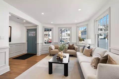 22 Porter St #22, Watertown, MA 02472