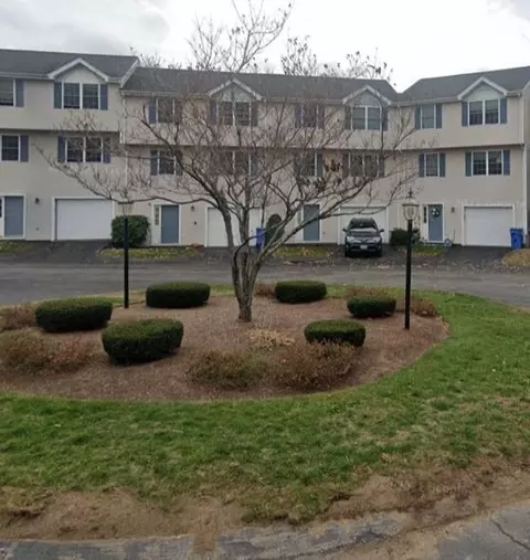 985 Trapelo Rd #6, Waltham, MA 02452