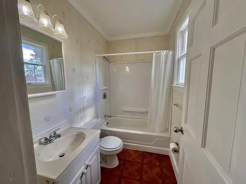 40 Sandwich Rd, Wareham, MA 02571 photo 8