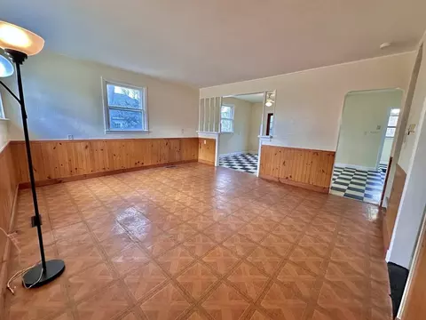 40 Sandwich Rd, Wareham, MA 02571 photo 5