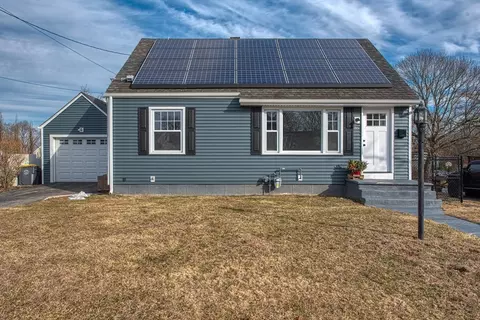 116 Lewis Ave, Somerset, MA 02726