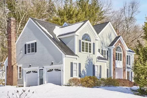 220 Hayden Rd, Groton, MA 01450