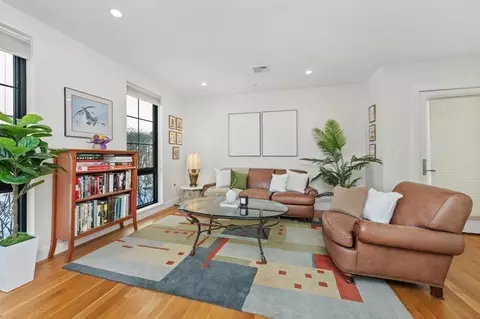 211 Tremont St #3, Somerville, MA 02143