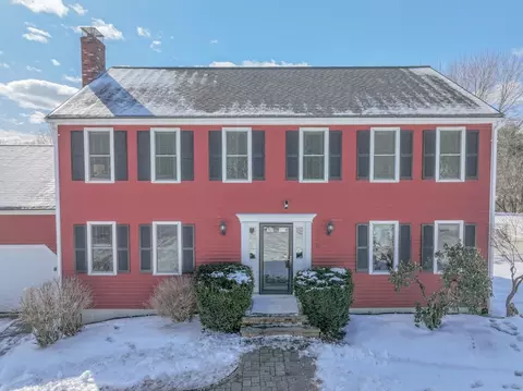 19 Fredric Ln, Mansfield, MA 02048