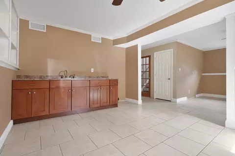 50 Berlin St, Fall River, MA 02720 photo 30