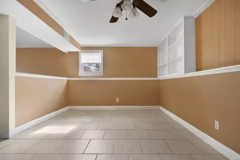 50 Berlin St, Fall River, MA 02720 photo 31