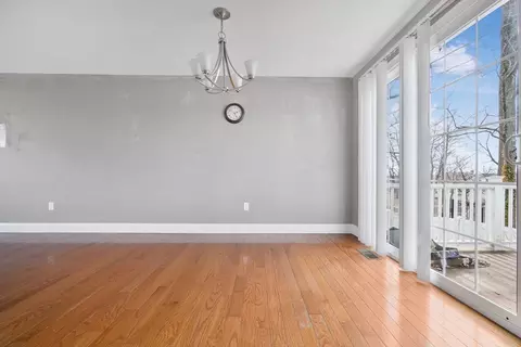 50 Berlin St, Fall River, MA 02720 photo 9