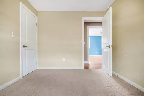50 Berlin St, Fall River, MA 02720 photo 25