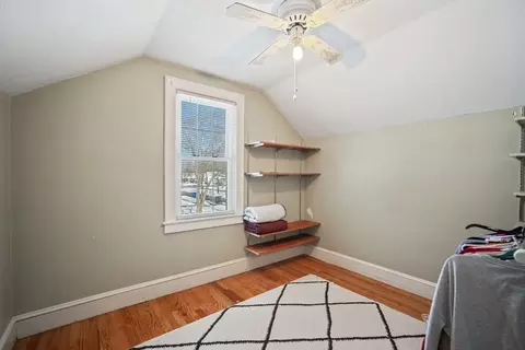 144 Gillette Ave, Springfield, MA 01118 photo 24