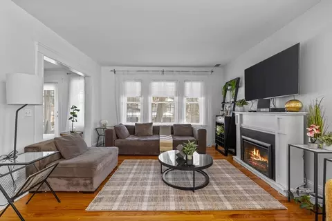 106 Grafton St #2, Arlington, MA 02474