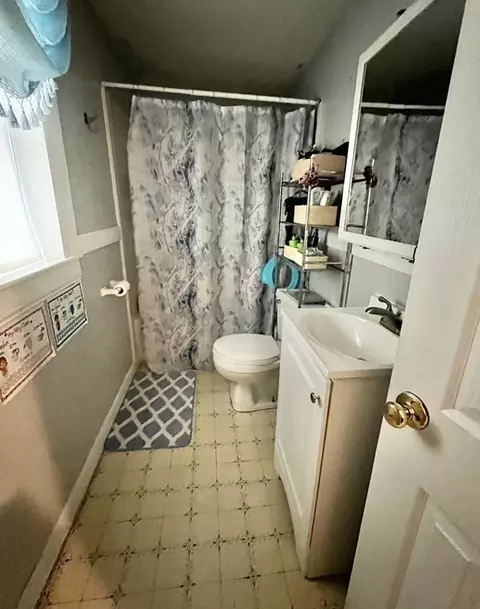 30-32 Parker St, Springfield, MA 01151 photo 7