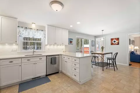 36 Boynton St, Pepperell, MA 01463 photo 13