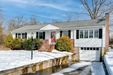 19 Reynolds St, Canton, MA 02021