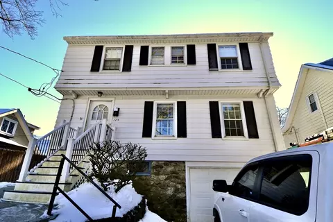 125 May St, Worcester, MA 01602