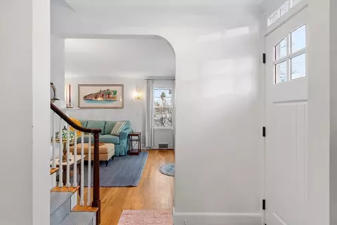 34 Rose Ave, Marblehead, MA 01945 photo 3