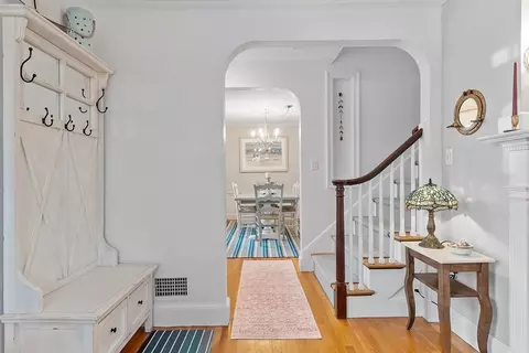 34 Rose Ave, Marblehead, MA 01945 photo 9
