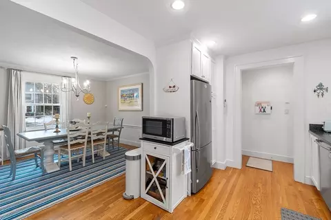 34 Rose Ave, Marblehead, MA 01945 photo 17