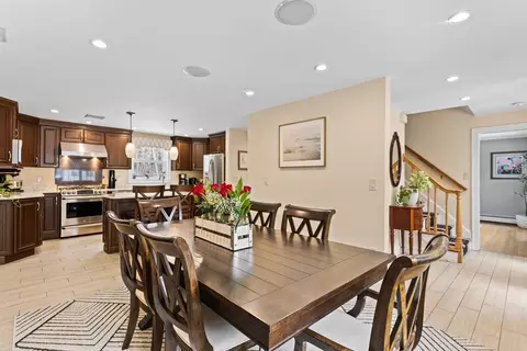 598 Common St, Walpole, MA 02081 photo 9