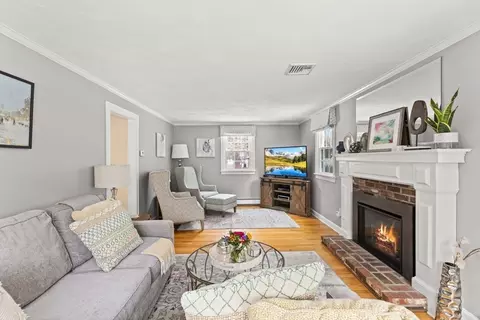 598 Common St, Walpole, MA 02081 photo 19