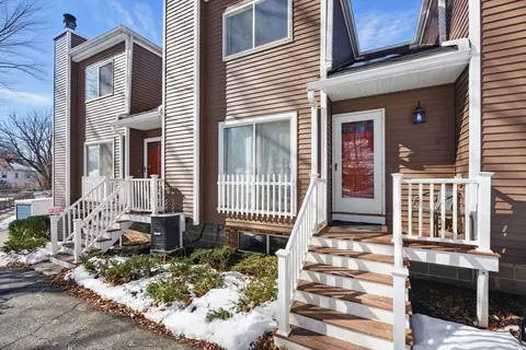 124 College St #26, South Hadley, MA 01075