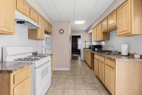 173 Whipple St, Fall River, MA 02721 photo 13