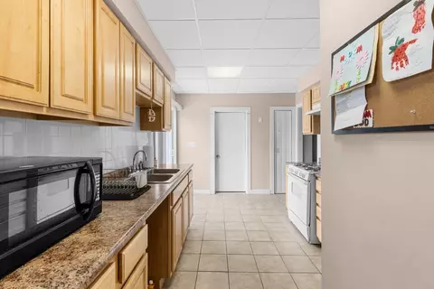 173 Whipple St, Fall River, MA 02721 photo 15