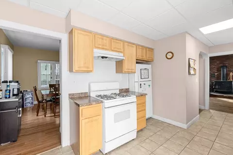 173 Whipple St, Fall River, MA 02721 photo 14