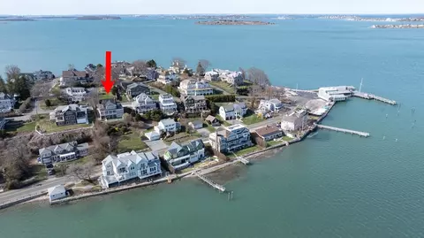 22 Marion St, Hingham, MA 02043