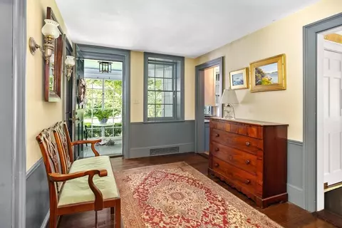 Entry Way - 727 Main St, Hingham, MA 02043 photo 3 of 3
