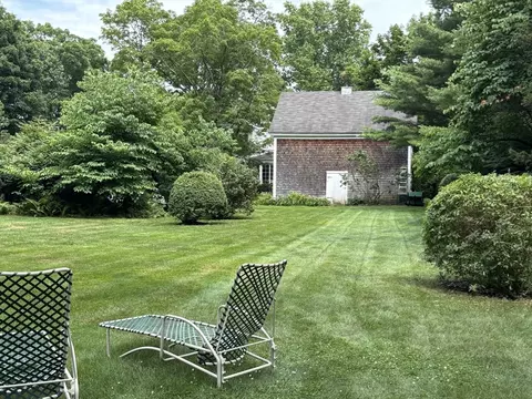 Exterior - 727 Main St, Hingham, MA 02043 photo 2 of 15
