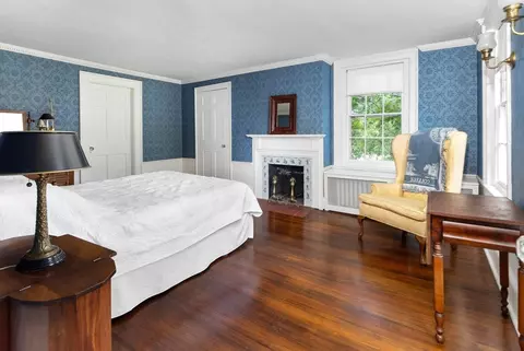 Bedroom - 727 Main St, Hingham, MA 02043 photo 1 of 5
