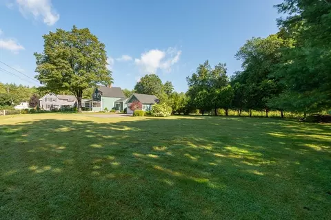 Exterior - 6 Smith St, Townsend, MA 01469 photo 6 of 7