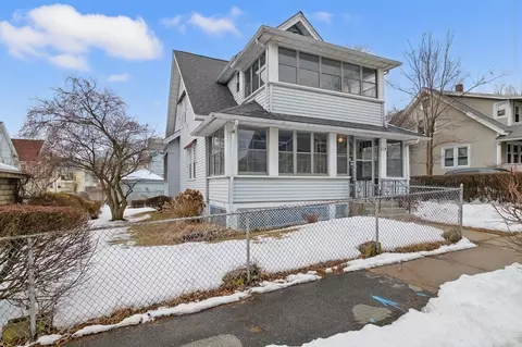 Exterior - 136 Albemarle St, Springfield, MA 01109 photo 1 of 4