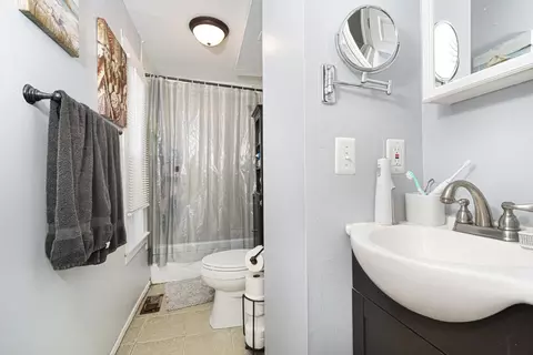 21 Orient St, Worcester, MA 01604 photo 22