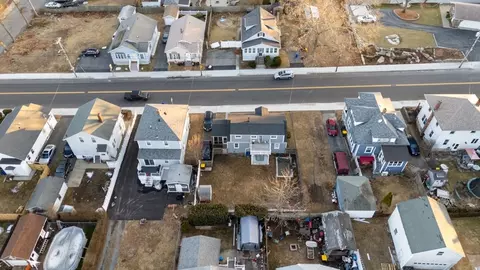 View/Area - 1310 President Ave, Fall River, MA 02720 photo 3 of 7