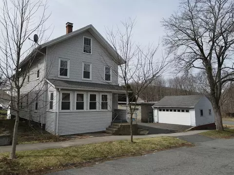 18 Franklin St, Millers Falls, MA 01349