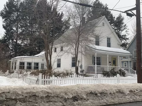 198 Wells St, Greenfield, MA 01301